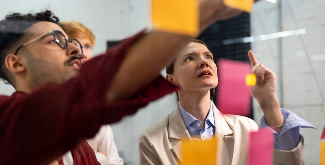 Cruzamento de Informações: Guia Prático para Melhorar Decisões